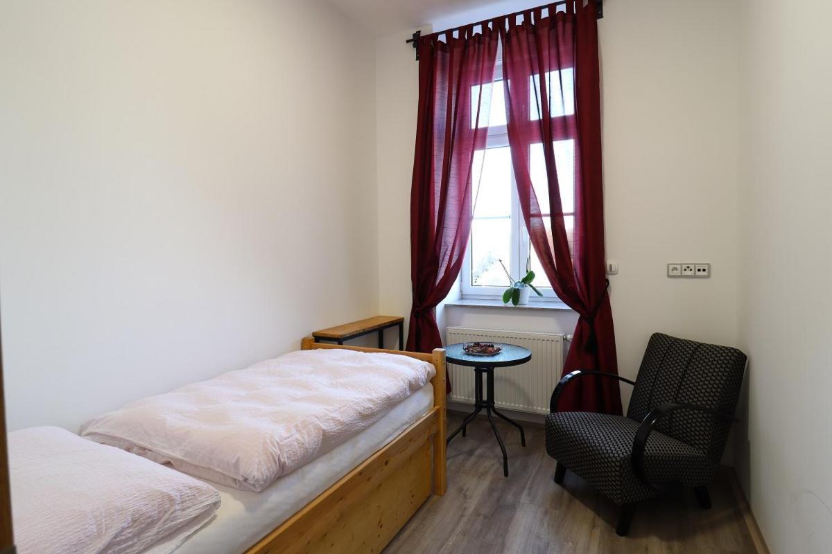Penzion U Hlavacku Horažďovice Exteriör bild